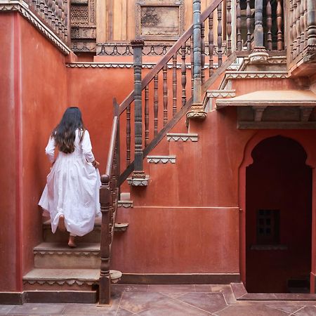 Hotel Kaladwas Lal Haveli à Udaipur Extérieur photo