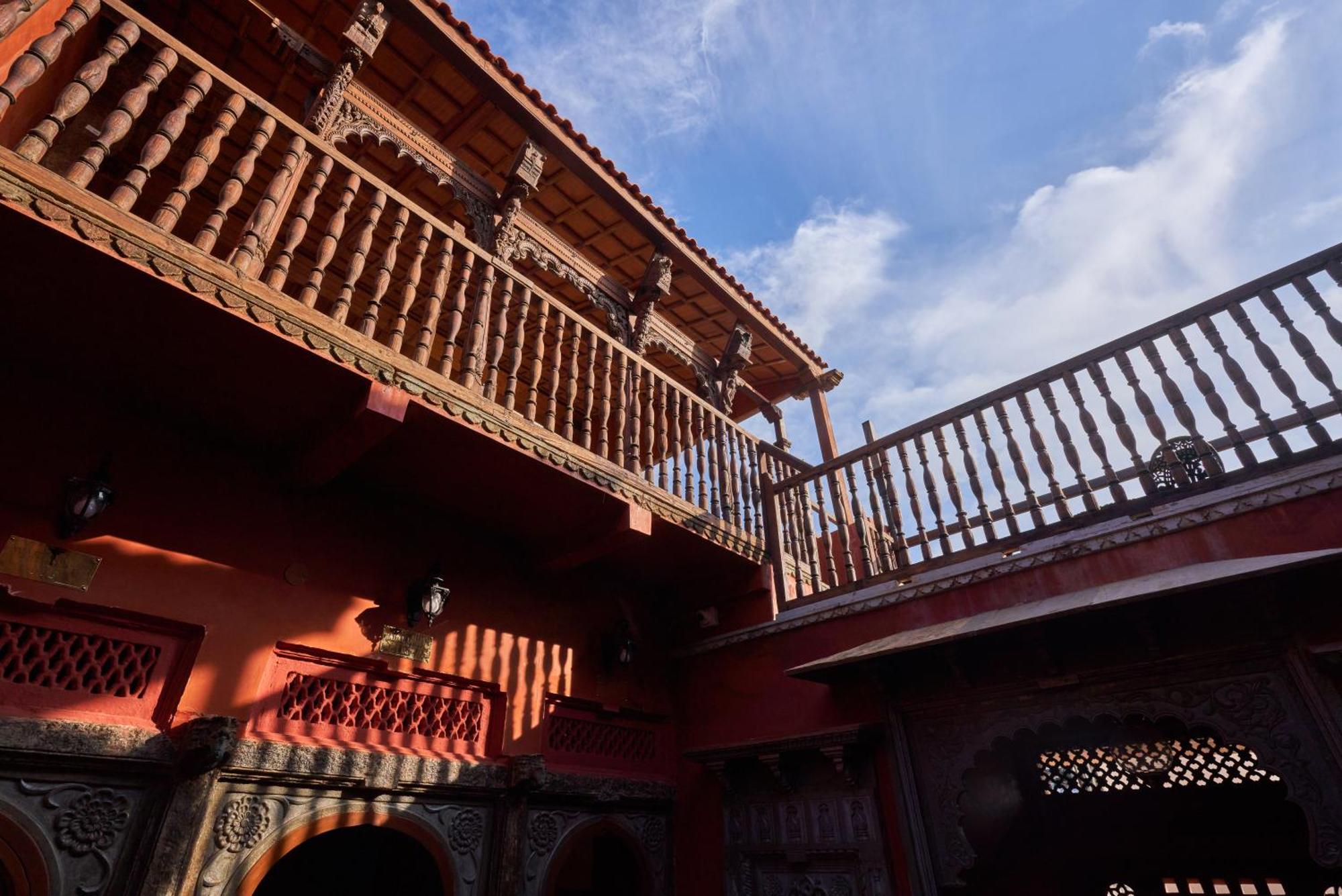 Hotel Kaladwas Lal Haveli à Udaipur Extérieur photo