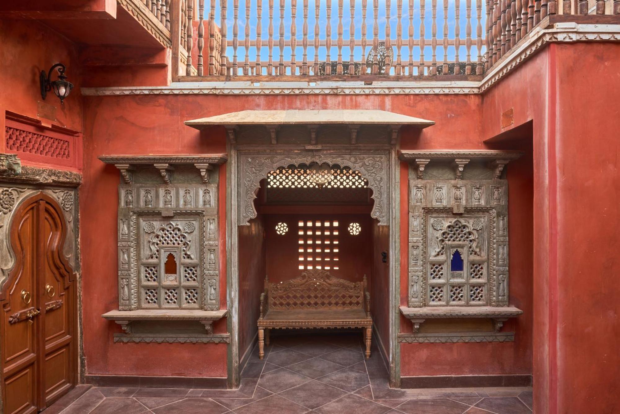 Hotel Kaladwas Lal Haveli à Udaipur Extérieur photo