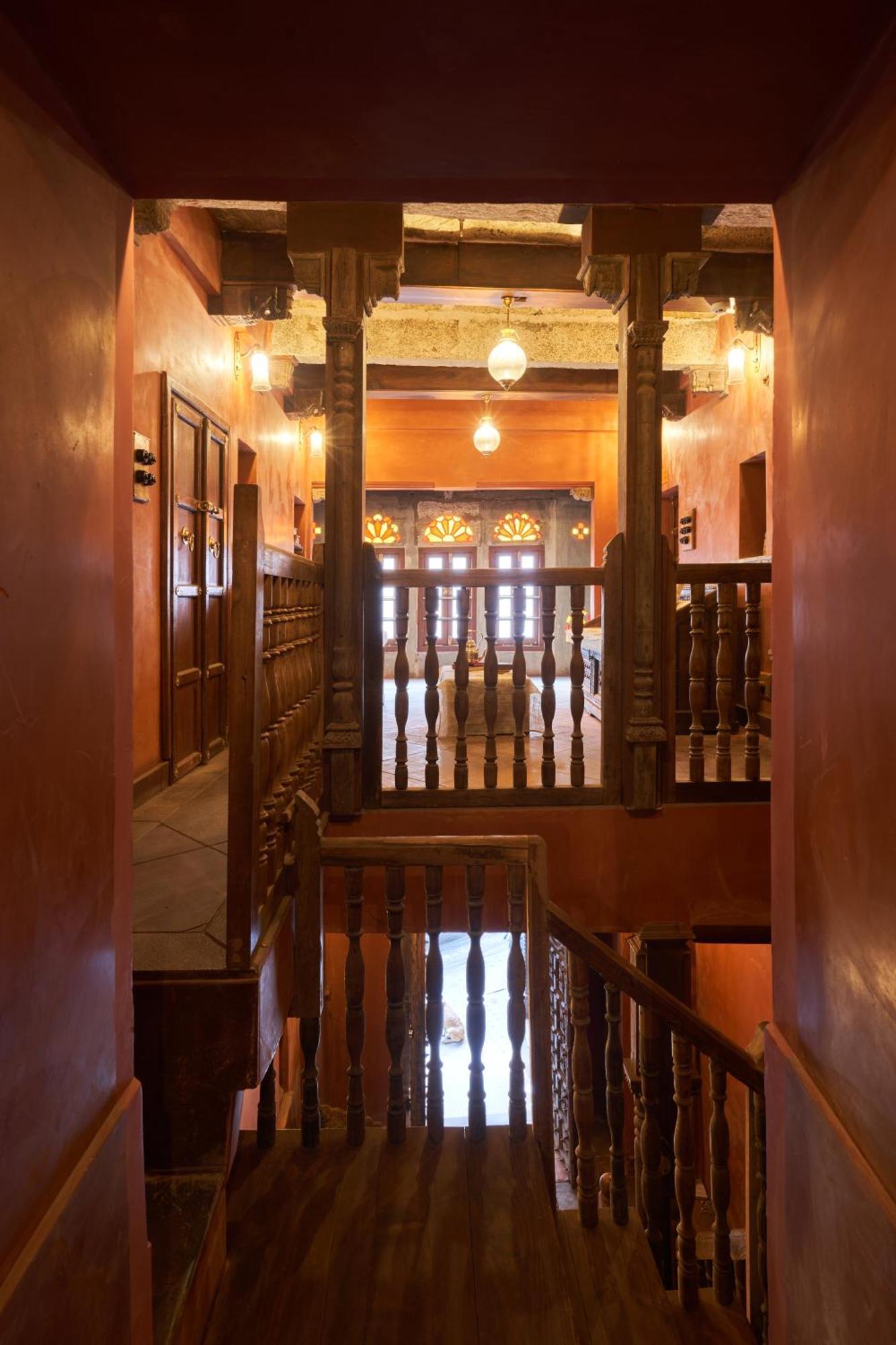 Hotel Kaladwas Lal Haveli à Udaipur Extérieur photo
