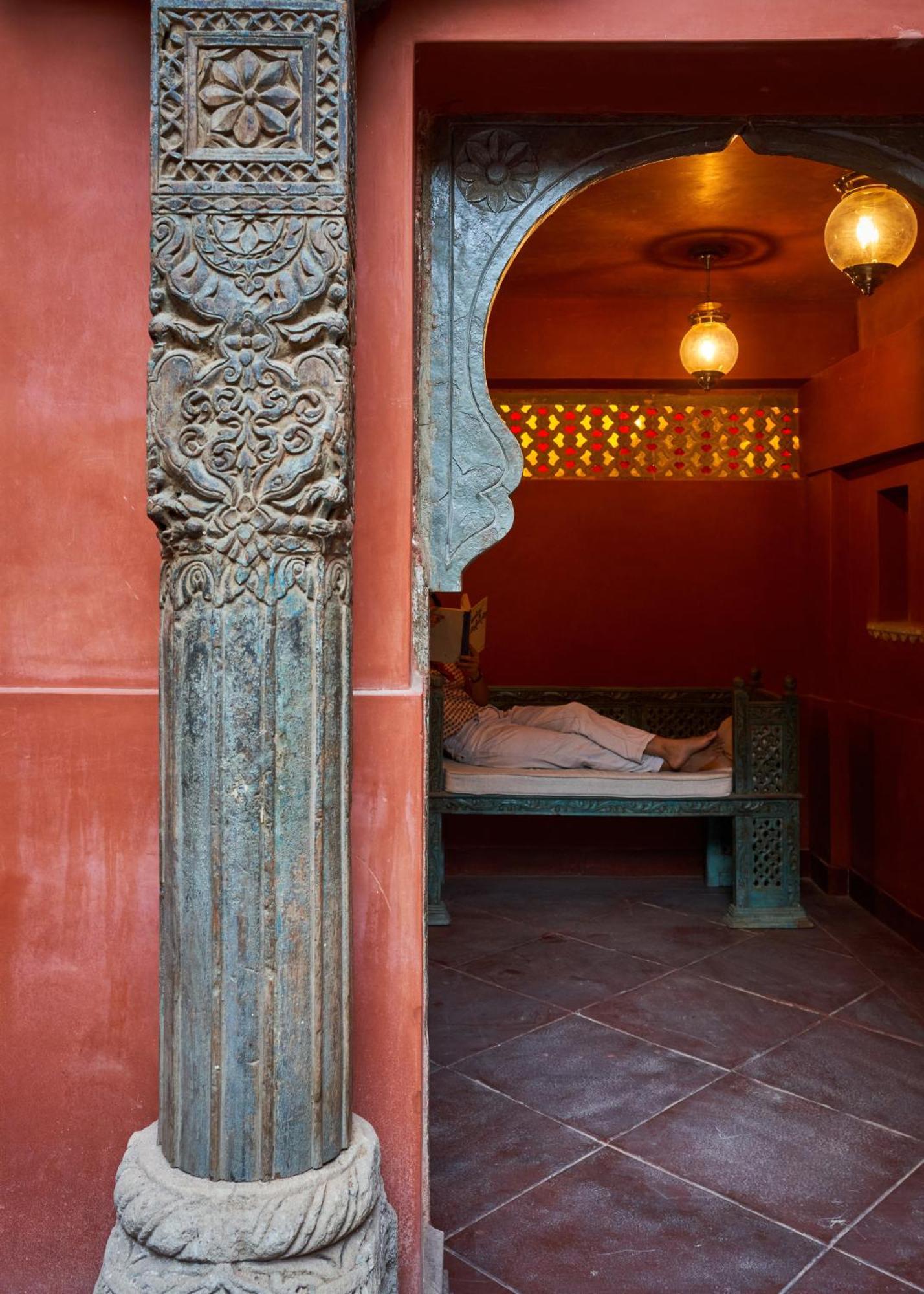 Hotel Kaladwas Lal Haveli à Udaipur Extérieur photo