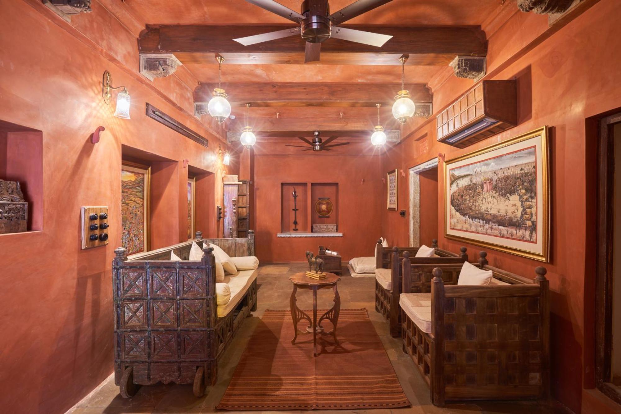 Hotel Kaladwas Lal Haveli à Udaipur Extérieur photo