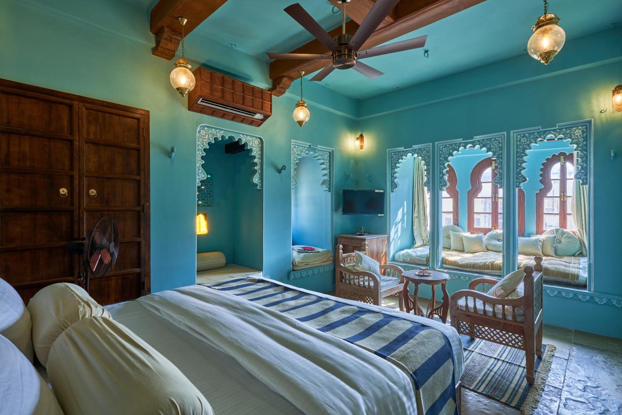 Hotel Kaladwas Lal Haveli à Udaipur Extérieur photo