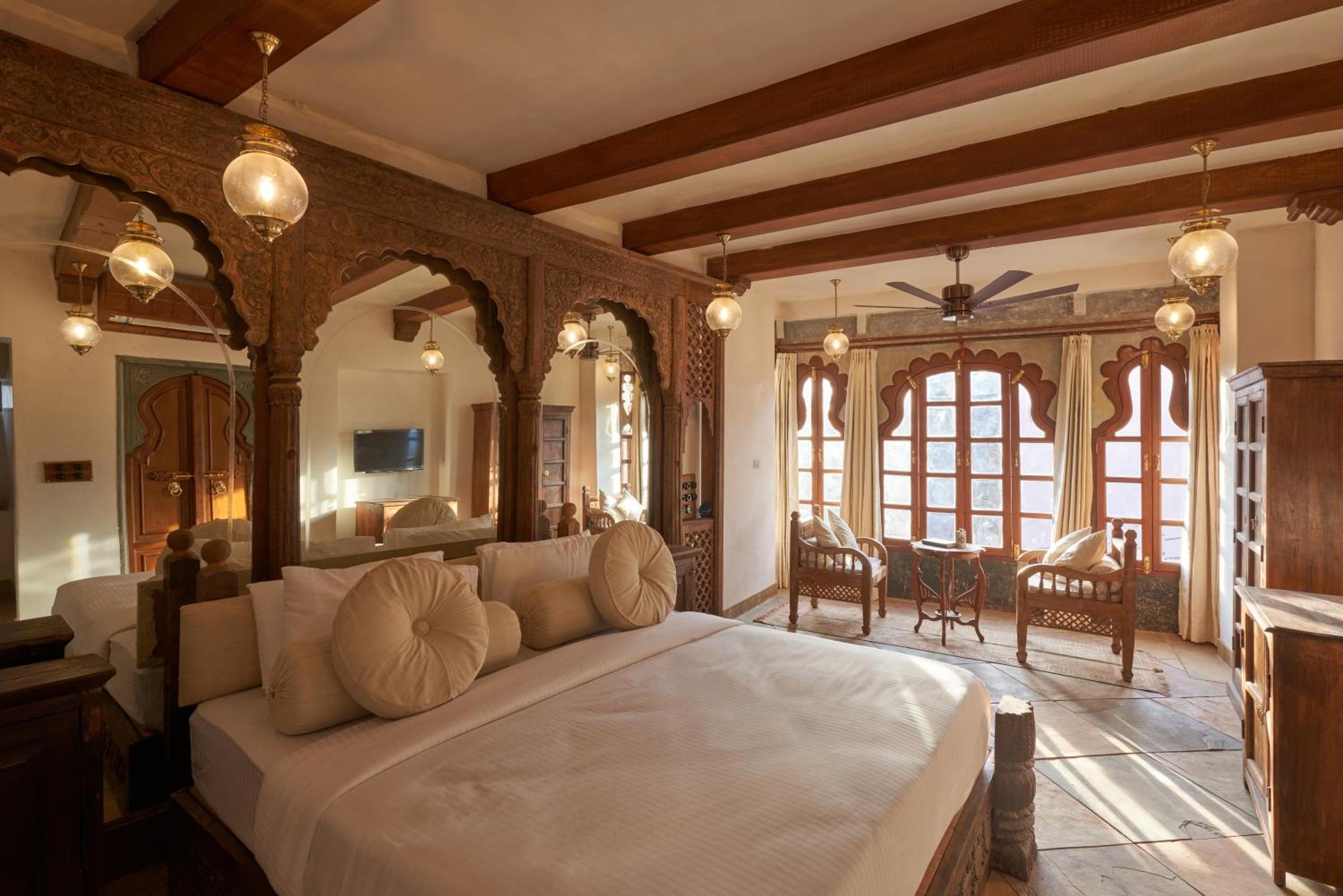 Hotel Kaladwas Lal Haveli à Udaipur Extérieur photo